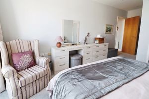 THE BOAT HOUSE- click for photo gallery